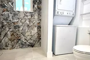 716 NE 7th St, Hallandale Beach, FL 33009 - Photo 19