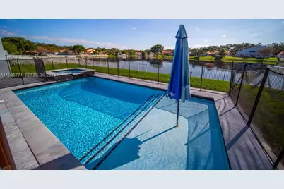 13020 SW 17th Ct, Miramar, FL 33027 - Photo 5