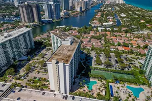 19380 Collins Ave, Sunny Isles Beach, FL 33160 - Photo 31