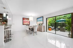 7075 SW 67th Ave, South Miami, FL 33143 - Photo 11