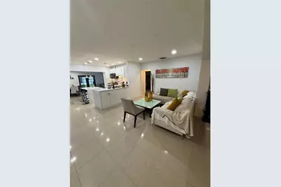 1031 NE 142nd St, North Miami, FL 33161 - Photo 9