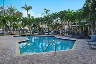 8262 NW 5th Ln, Miami, FL 33126 - Photo 19