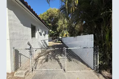 79 NW 143rd St, Miami, FL 33168 - Photo 29