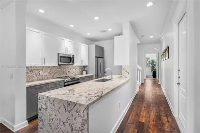 4410 Morgan Ln #5-9, Davie, FL 33328 - Photo 5