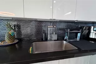 92 SW 3rd St, Miami, FL 33130 - Photo 15