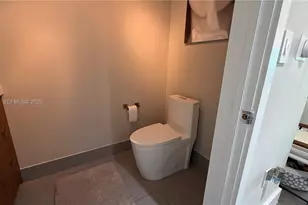 92 SW 3rd St, Miami, FL 33130 - Photo 33