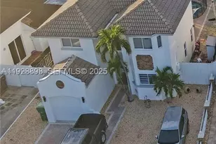 16620 SW 141st Ct, Miami, FL 33177 - Photo 1