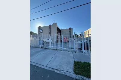 652 NW 3rd St #104, Miami, FL 33128 - Photo 1