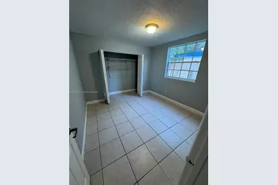 652 NW 3rd St #104, Miami, FL 33128 - Photo 7
