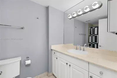 20201 E Country Club Dr #2506, Aventura, FL 33180 - Photo 27