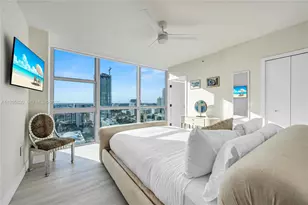 665 NE 25th St, Miami, FL 33137 - Photo 15