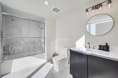 665 NE 25th St #2301, Miami, FL 33137 - Photo 17