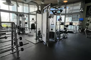 690 SW 1st Ct, Miami, FL 33130 - Photo 17