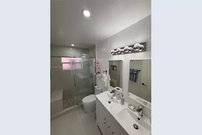 10378 Welleby Isles Blvd, Sunrise, FL 33351 - Photo 15