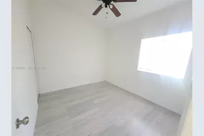 1240 SE 31st Ct #202-32, Homestead, FL 33035 - Photo 5