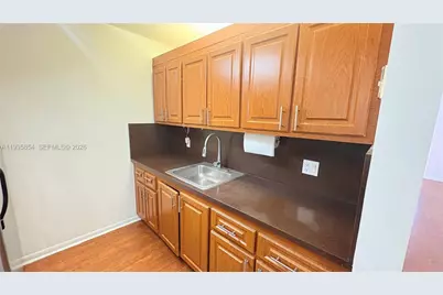 13350 SW 1st St #307P, Pembroke Pines, FL 33027 - Photo 11
