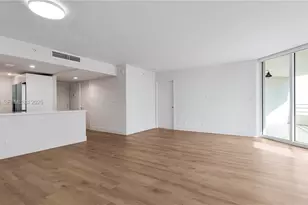 555 NE 34th St, Miami, FL 33137 - Photo 13