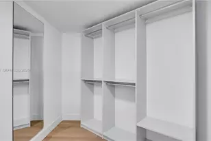 555 NE 34th St, Miami, FL 33137 - Photo 19