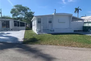 1911 SW 87th Ave, Davie, FL 33324 - Photo 23