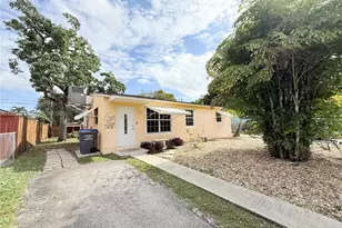 1311 N 69th Ave, Hollywood, FL 33024 - Photo 1
