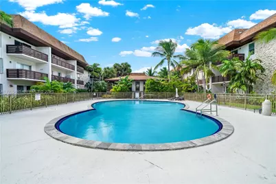 7477 SW 82nd St #C215, Miami, FL 33143 - Photo 5