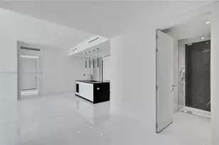 300 Biscayne Blvd Way, Miami, FL 33131 - Photo 17