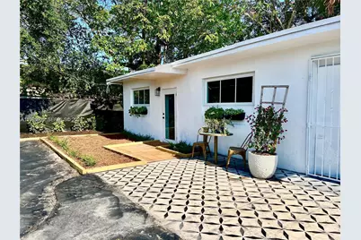 650 NW 33rd St, Miami, FL 33127 - Photo 7