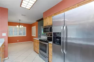 9360 S Chelsea Dr S, Plantation, FL 33324 - Photo 15