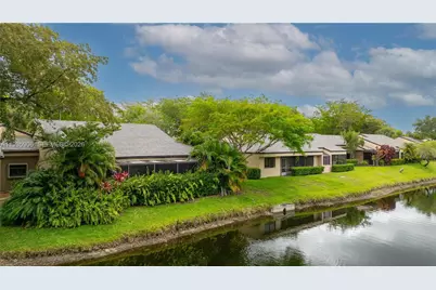 9360 S Chelsea Dr S, Plantation, FL 33324 - Photo 43