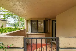 9360 S Chelsea Dr S, Plantation, FL 33324 - Photo 3