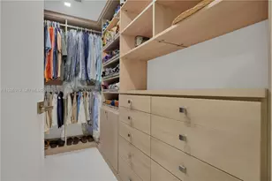 5875 Collins Ave, Miami Beach, FL 33140 - Photo 33