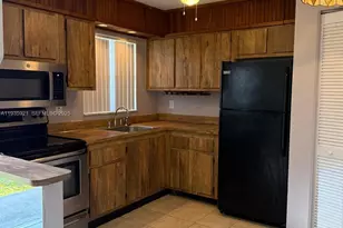 402 Lakeside Dr, Margate, FL 33063 - Photo 5