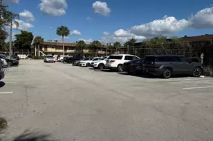 402 Lakeside Dr, Margate, FL 33063 - Photo 1