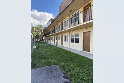 402 Lakeside Dr #108, Margate, FL 33063 - Photo 3