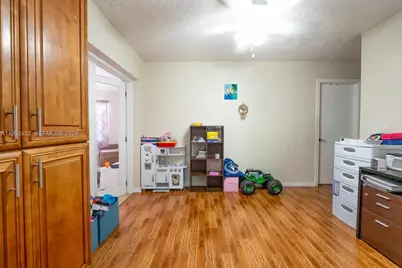 9906 Westwood Dr, Tamarac, FL 33321 - Photo 39