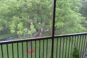 7710 NW 50th St, Lauderhill, FL 33351 - Photo 15