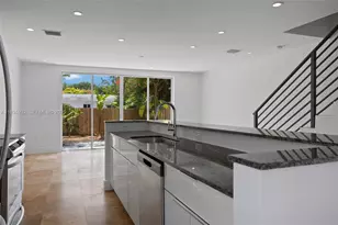 7004 NE 5th Ave, Miami, FL 33138 - Photo 7