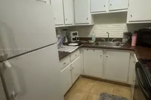 1875 W 56th St, Hialeah, FL 33012 - Photo 9