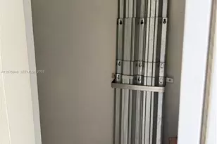 7780 NW 22nd Ct, Pembroke Pines, FL 33024 - Photo 5