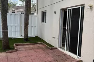 7780 NW 22nd Ct, Pembroke Pines, FL 33024 - Photo 7