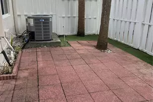 7780 NW 22nd Ct, Pembroke Pines, FL 33024 - Photo 11