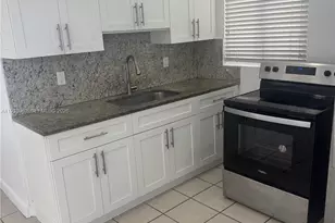 290 NW 45th Ave, Miami, FL 33126 - Photo 5