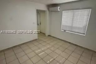 290 NW 45th Ave, Miami, FL 33126 - Photo 15