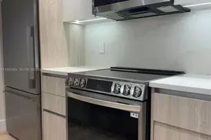 10275 Collins Ave, Bal Harbour, FL 33154 - Photo 7