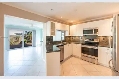 3081 SW 46th Ct, Dania Beach, FL 33312 - Photo 13