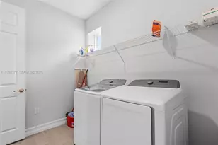 425 Coral Reef Pl, Cape Coral, FL 33993 - Photo 25