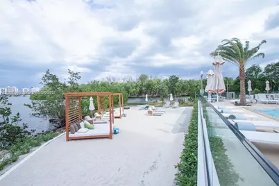 16385 Biscayne Blvd #719, North Miami Beach, FL 33160 - Photo 33