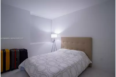 16385 Biscayne Blvd #719, North Miami Beach, FL 33160 - Photo 15