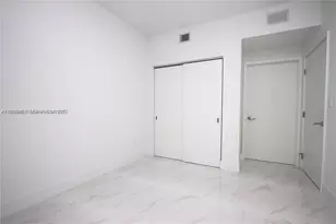 16385 Biscayne Blvd, North Miami Beach, FL 33160 - Photo 19