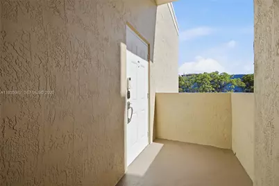 8430 SW 8th St #405B, Miami, FL 33144 - Photo 27